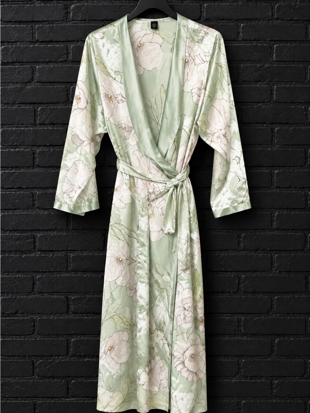 Jones New York Pale Green Floral Satin Wrap Robe